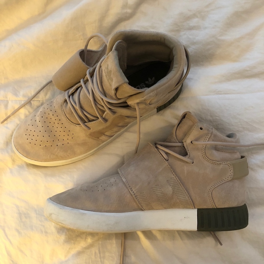 Adidas tubular invaders